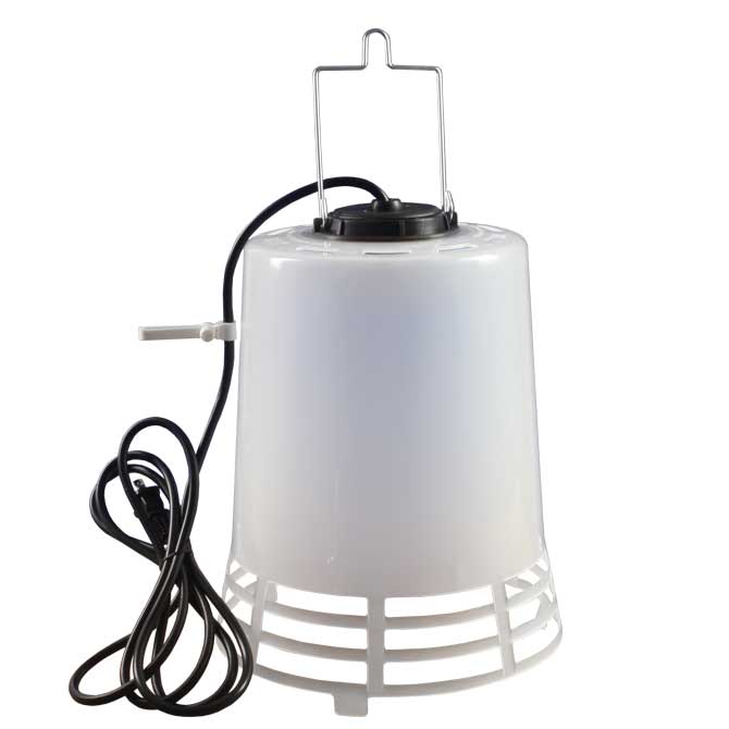 The Hog Slat® Poly Heat Lamp is a durable heat source that will provide years of service in farrowing and nursery pig barns. A wire hanger and poly cord hanger provide flexibility when mounting the lamp.