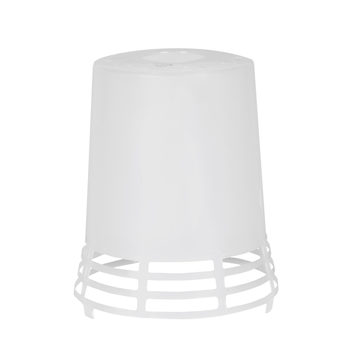 The Hog Slat® Poly Heat Lamp shade is made of a long lasting polypropylene formula that includes UV stabilizers to resist damage from sunlight and environmental conditions.