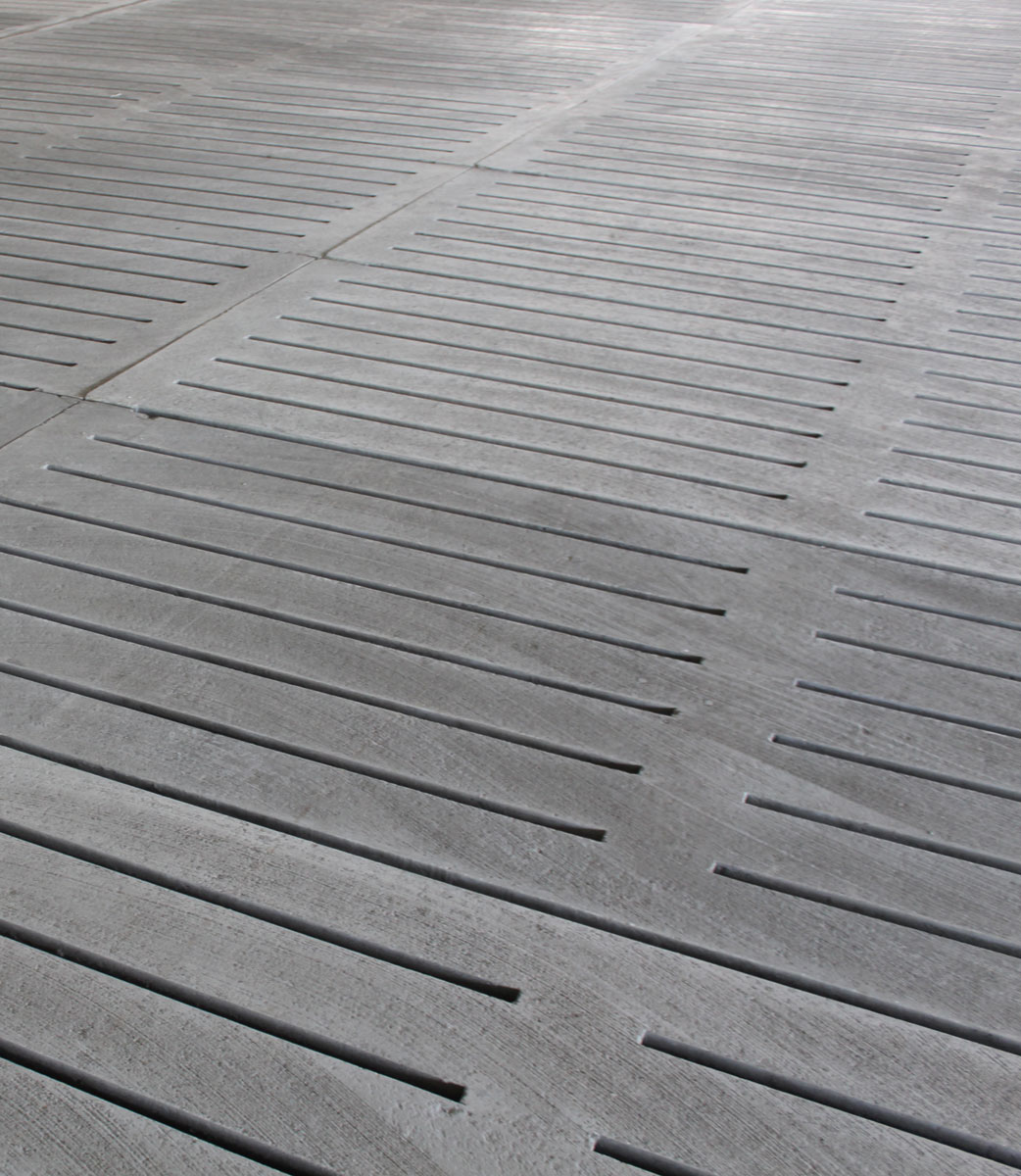 Hog Slat slats are the most superior, high-quality concrete swine flooring solution available on the market for modern pork production facilities.